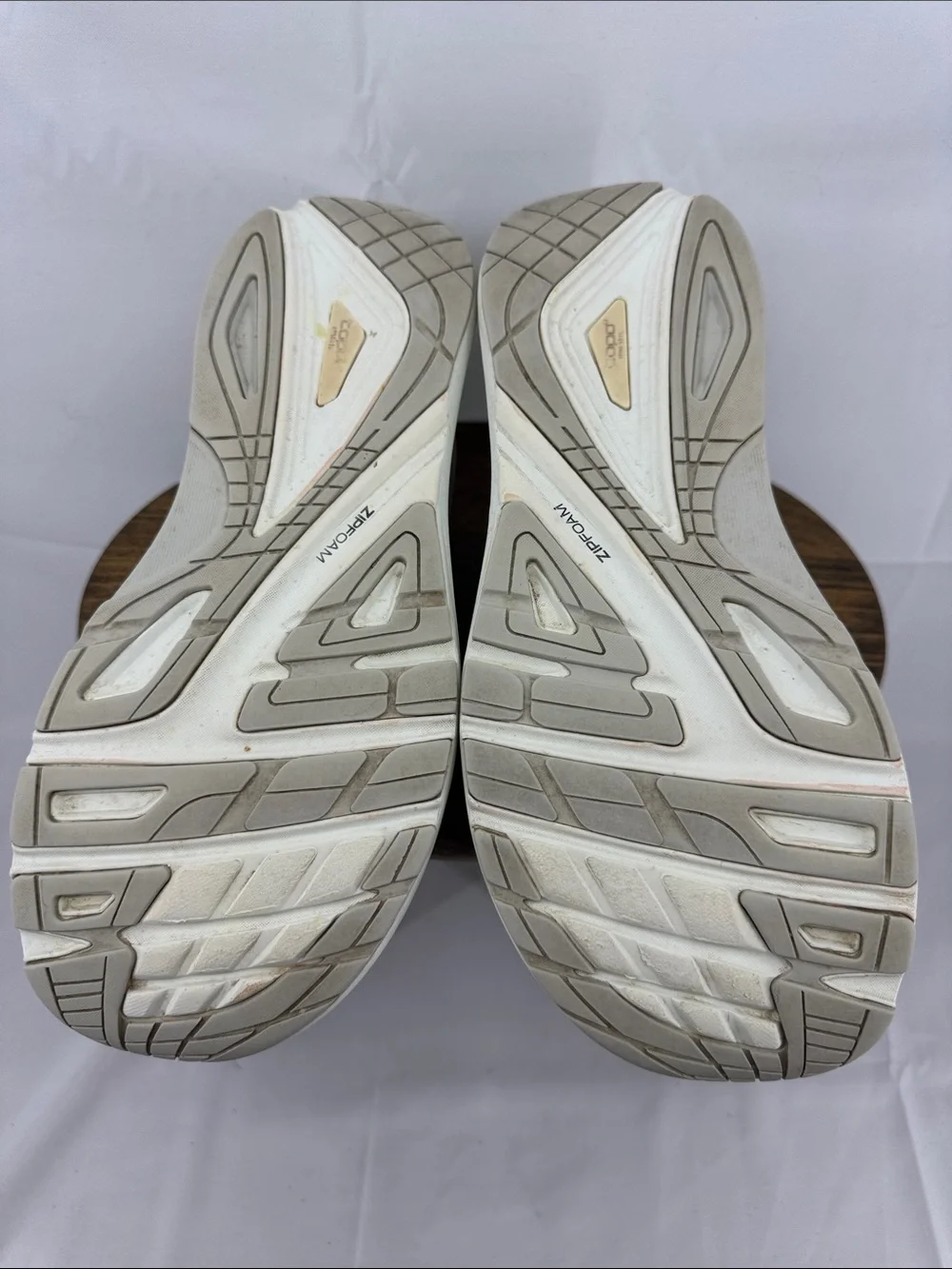 Topo Athletic Womens Ultrafly 4 Grey/Grey Running Shoes, sz 9.5